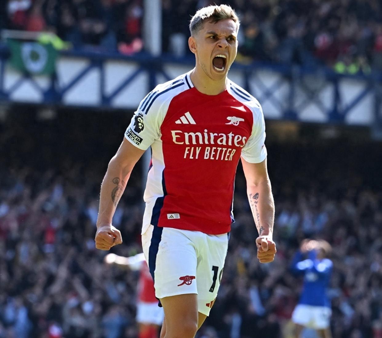 回声报评利物浦英超时代25大球星：杰拉德、萨拉赫、范戴克前三（回声报评选利物浦英超时代25位球星：杰拉德、萨拉赫、范戴克位列前三）