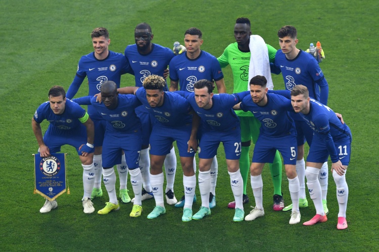 曼联计划在2026年以约7500万英镑签下巴莱巴，但需等待未来转会窗口，且交易需布莱顿同意。