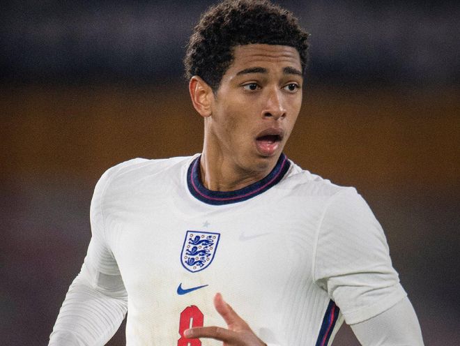 东体：申花主力赛季中后期身心疲劳，阵容一直是“明牌”状态