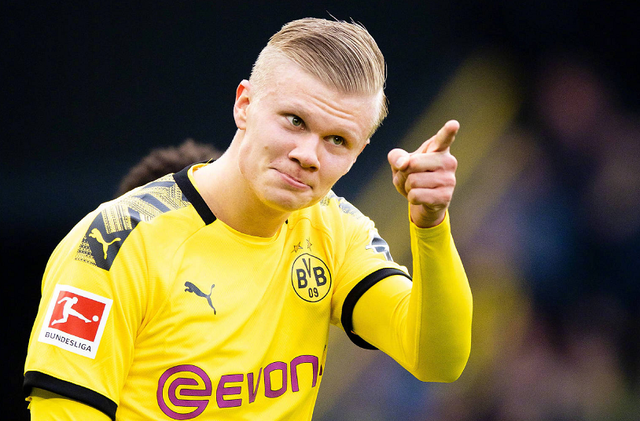 利物浦乱了！外媒：斯洛特将下课，萨拉赫会去沙特，范戴克施压