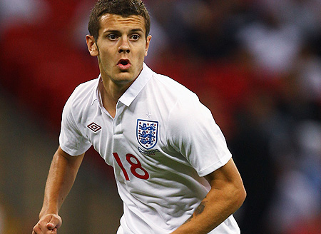 足球报：亚泰这几年都是寅吃卯粮，意向球员听说后婉拒邀请