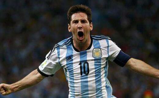 纳格尔斯曼谈征召萨内：他在欧冠和土超表现得很好（纳格尔斯曼谈召入萨内：欧冠与土超状态出色）