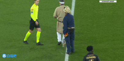 韩旭：舆论说我为了国内挣钱不参加海外联赛，当时觉得很委屈